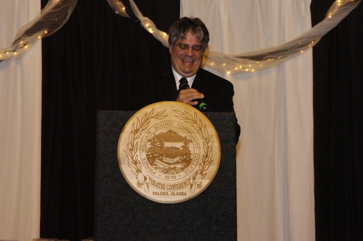 Jim Cucurull accepts Jerry Harper Service Award 2008